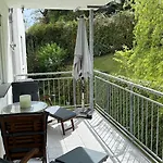 Exklusive Und Business